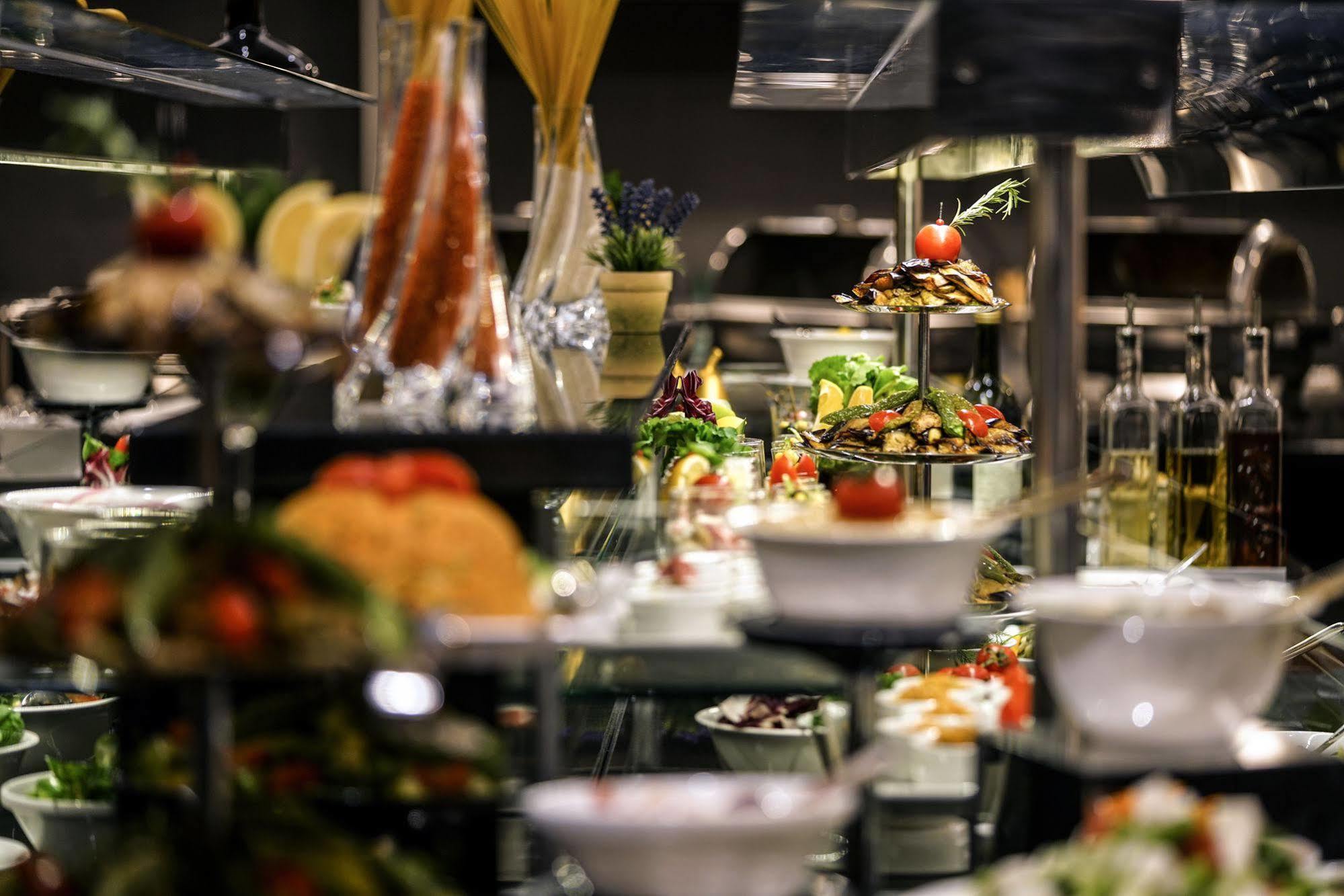 Hilton Garden Inn אסקיסהיר מראה חיצוני תמונה