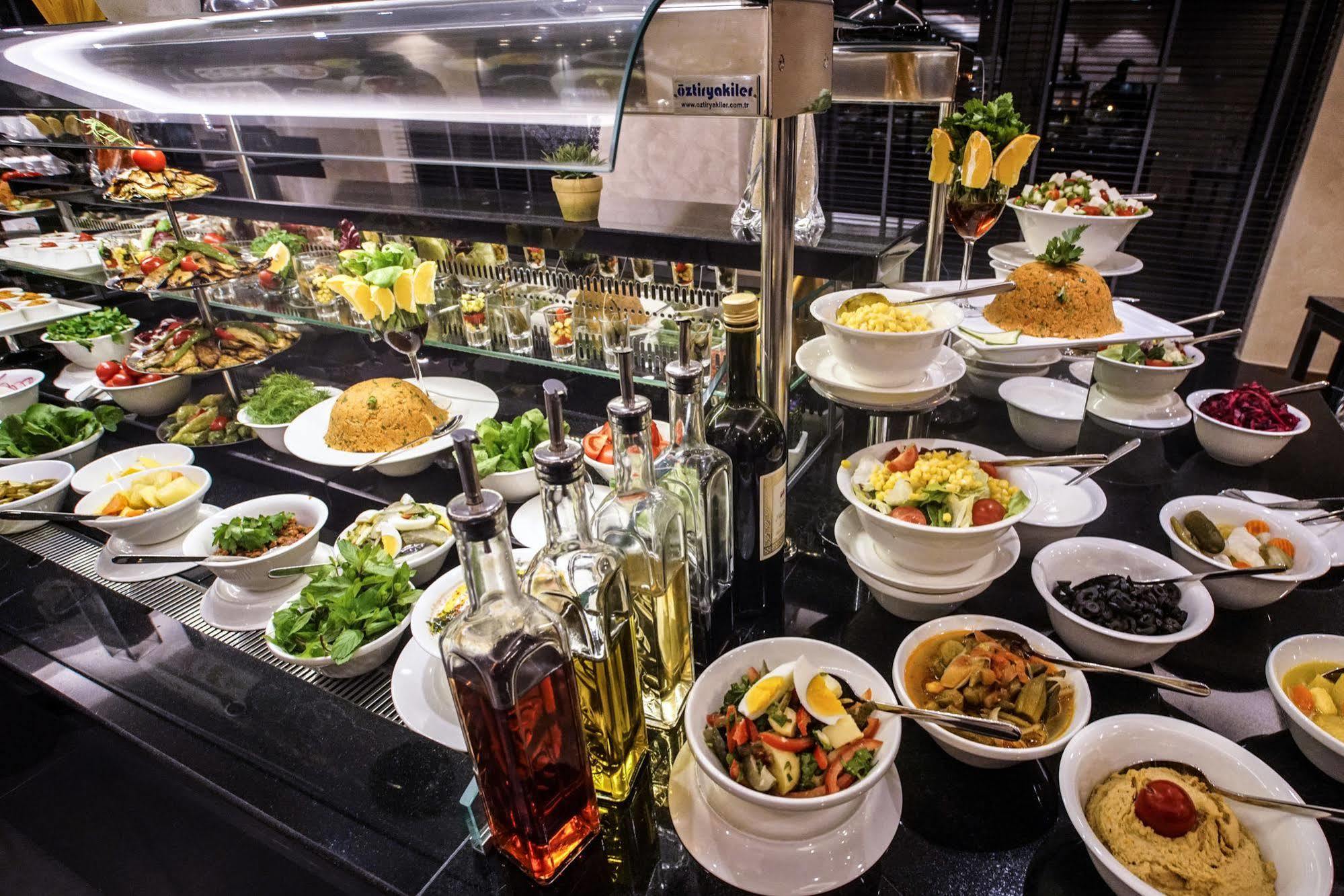 Hilton Garden Inn אסקיסהיר מראה חיצוני תמונה