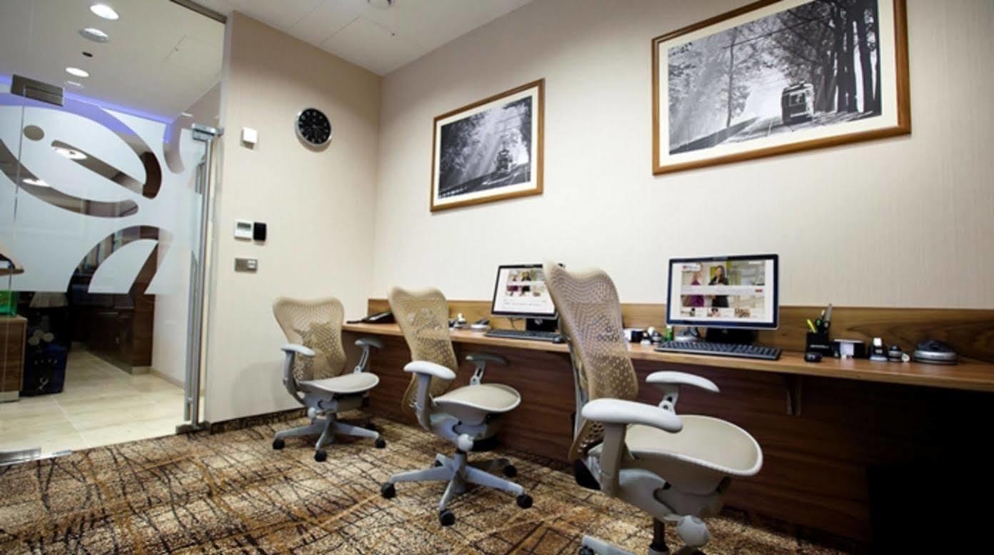 Hilton Garden Inn אסקיסהיר מראה חיצוני תמונה